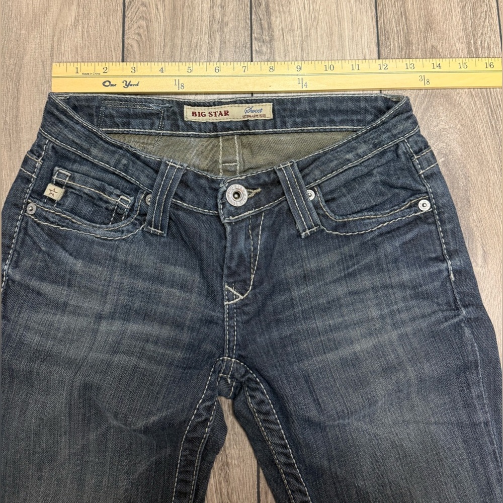 Y2K Big Star Dark Wash Flare Jeans - Picture 3 of 6
